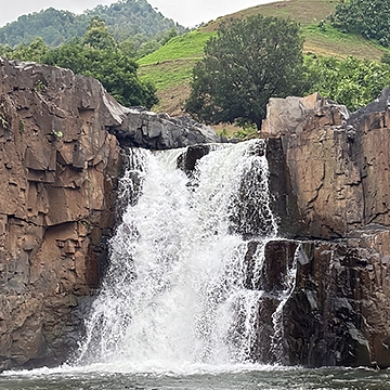 Zarwani Waterfall