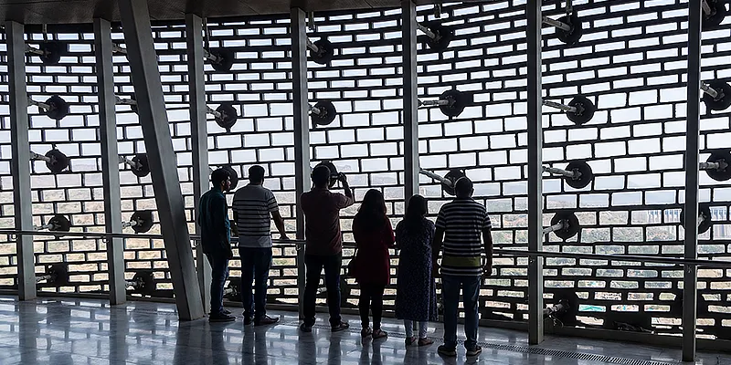 Statue of Unity 3N 4D